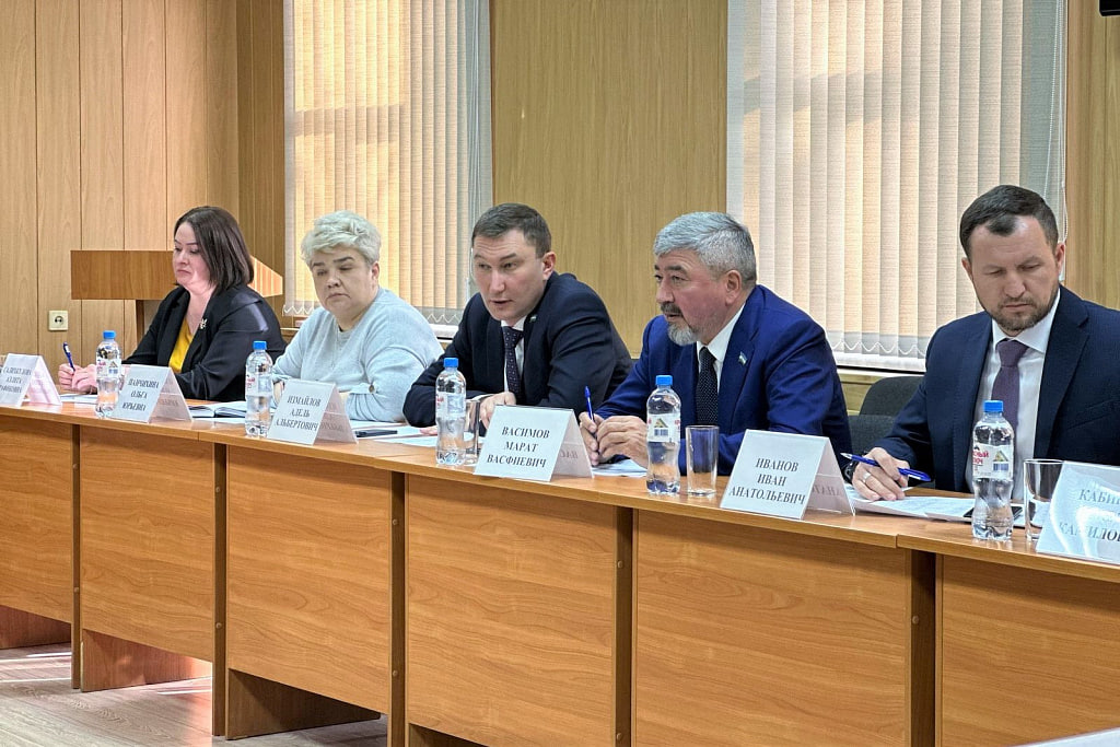 Накануне в Дёмском районе прошёл приём граждан