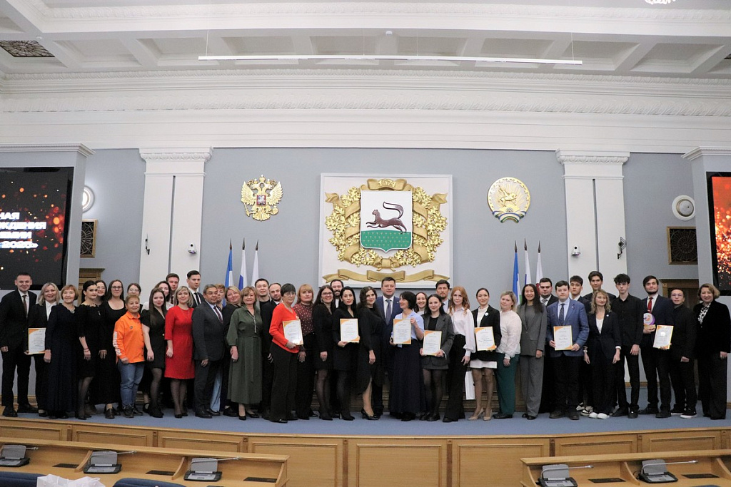 В Уфе наградили лучших волонтёров