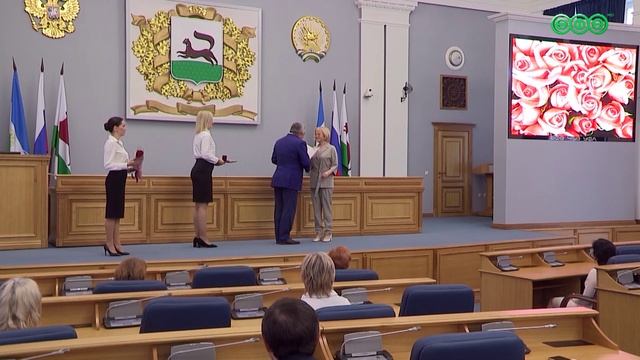 В преддверии Дня республики 58 уфимцев получили награды