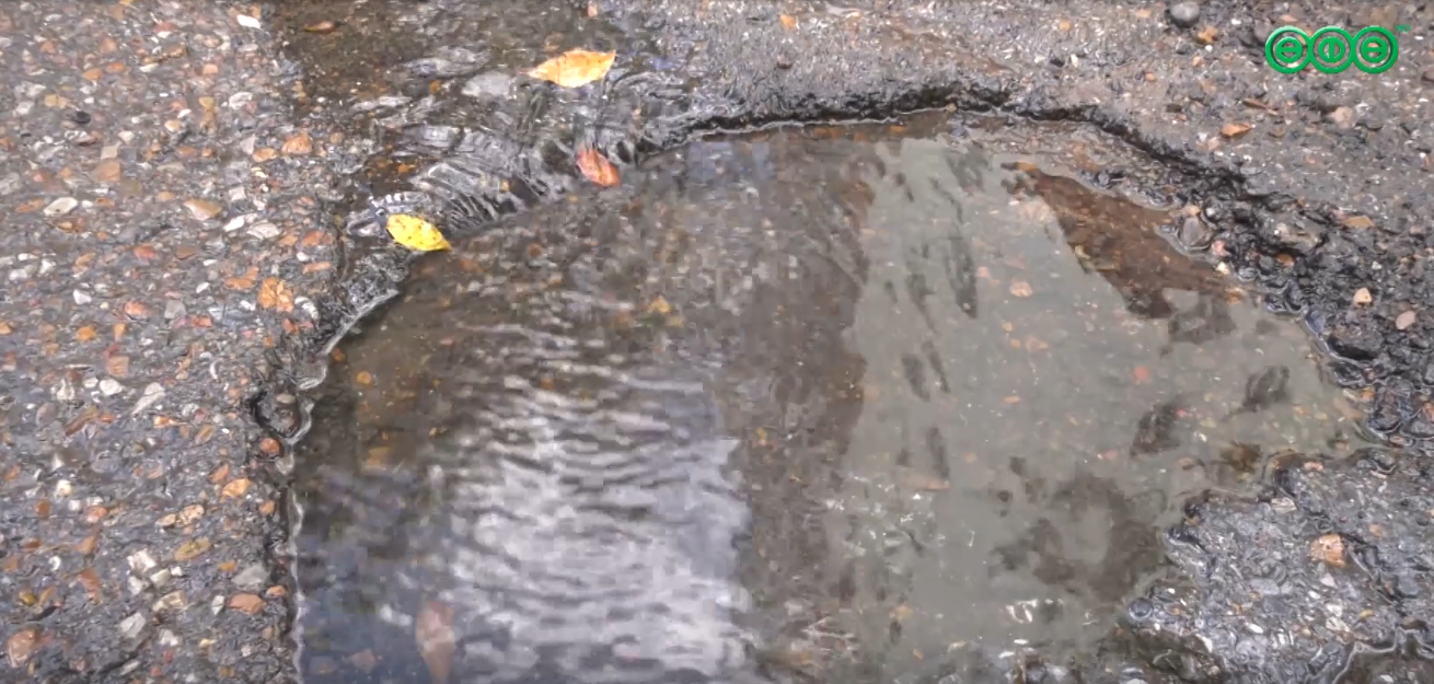 Двор на Кувыкина 11/2 топит больше года