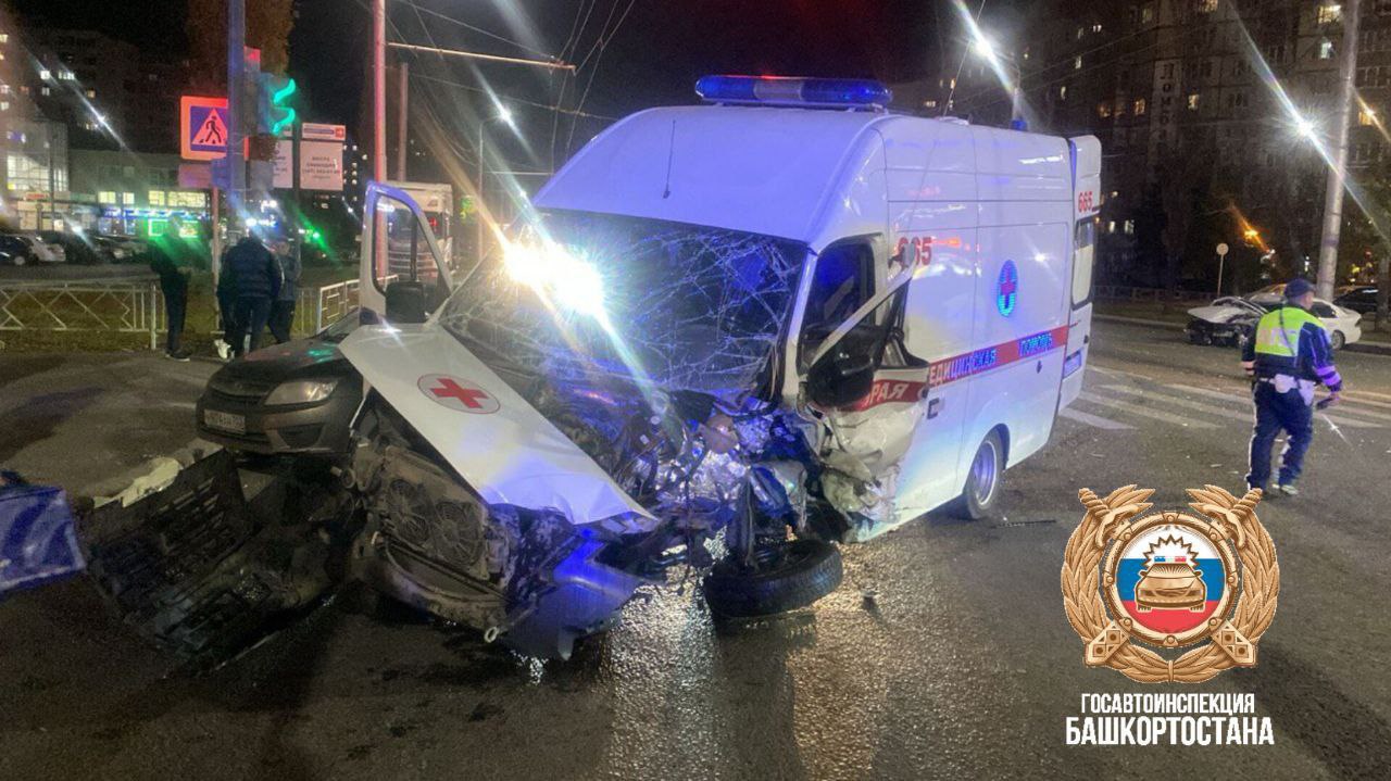 До конца года в Уфе установят 460 светильников