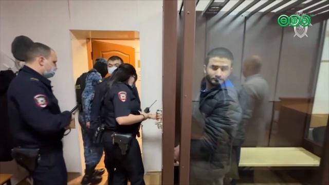 В Уфе вынесли приговор двум мигрантам за похищение и истязание 16-ти детей