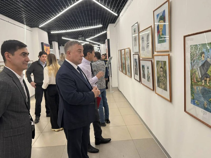 В парке «Россия-моя история» открылась выставка детского изобразительного творчества