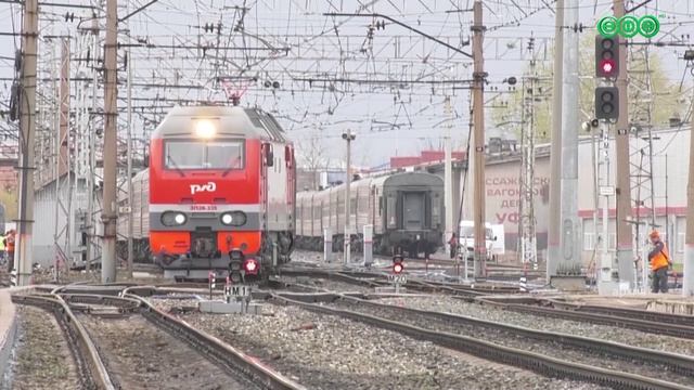 С 1 сентября школьникам и студентам проезд в пригородных поездах обойдется дешевле